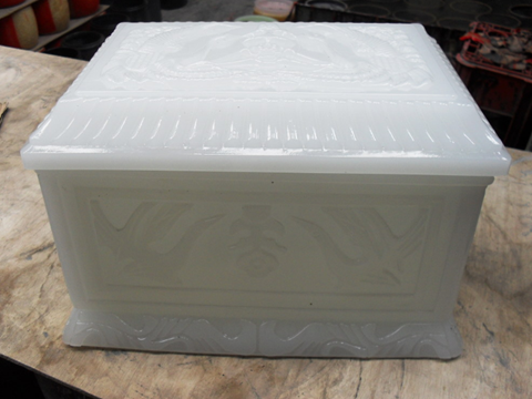 玉石制作的骨灰盒有什么优势，大连殡葬服务